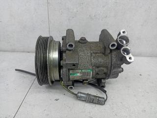 компрессор кондиционера Renault Clio 3 поколение 2007, 8200953359