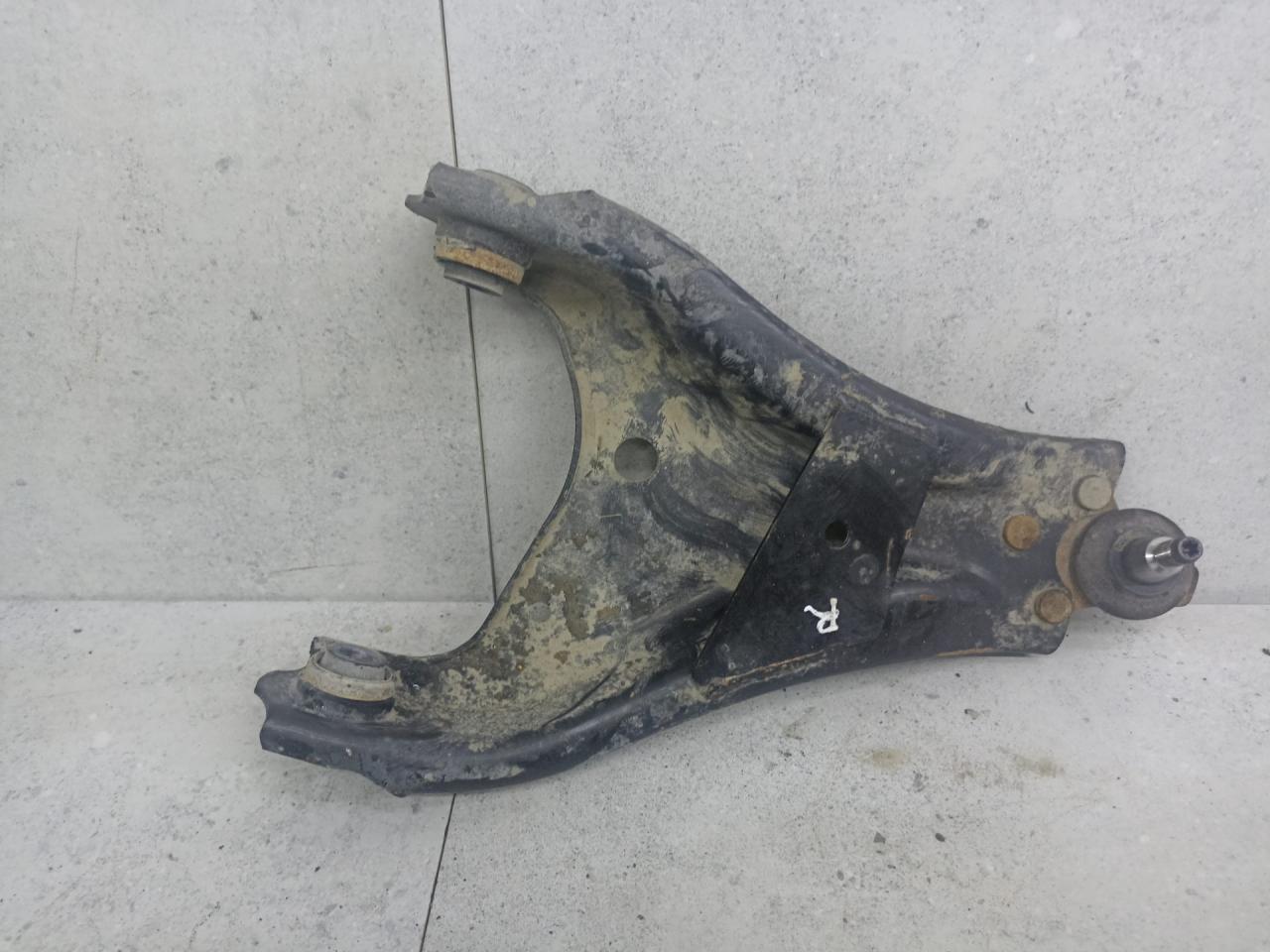 рычаг передний правый Renault Duster 1 поколение 2011, 545001225R, 263601A - фото №1