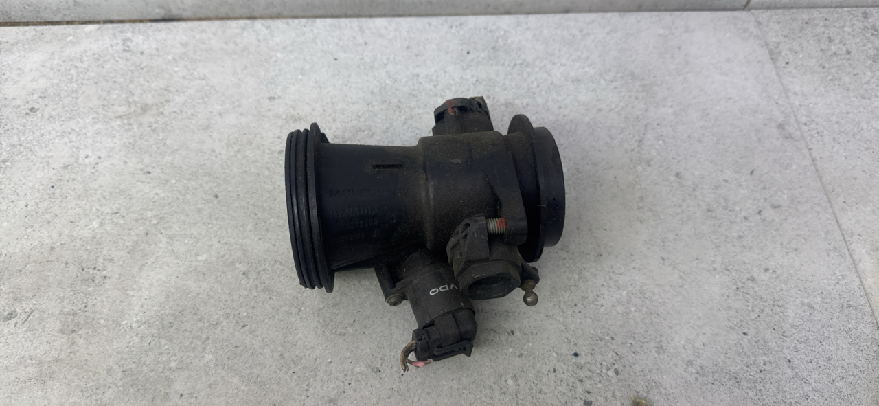 заслонка дроссельная Renault Logan 1 поколение (2004 - 2009), 7700273699 - фото №1