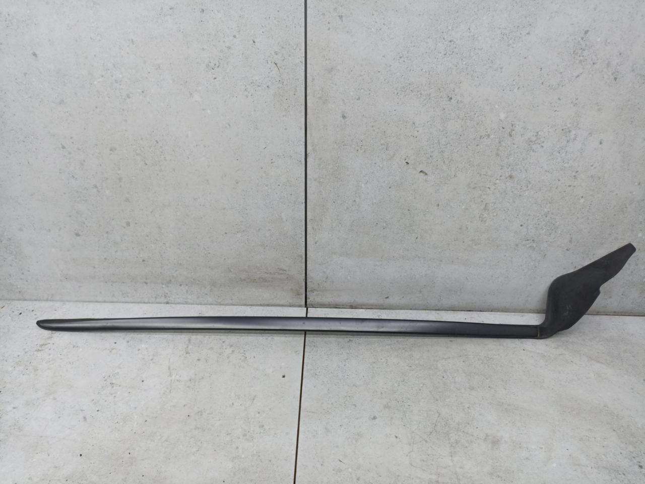 молдинг лобового стекла Toyota C-HR 1 поколение AX10 2018, 7553510060 - фото №1