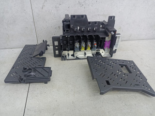 блок предохранителей Mercedes-Benz GLE V167 2020, A1675404131