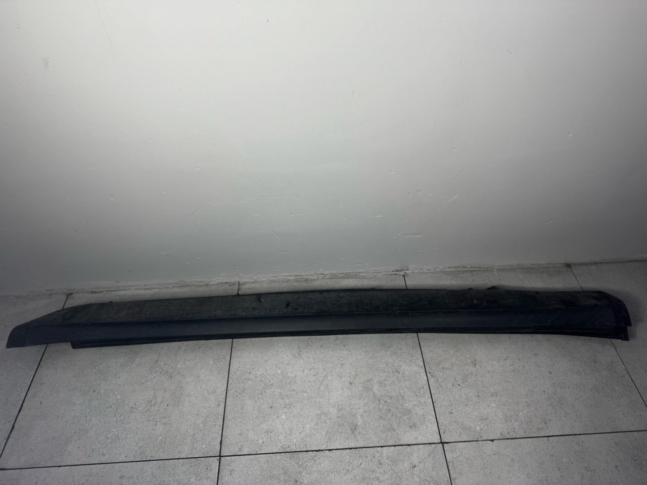 накладка на порог Porsche Macan 1 поколение 95B (2013 - 2019), 95B853554AI - фото №1