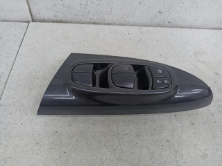 блок управления стеклоподъемниками Nissan Juke YF15 (2010 - 2014), 254011KA5E