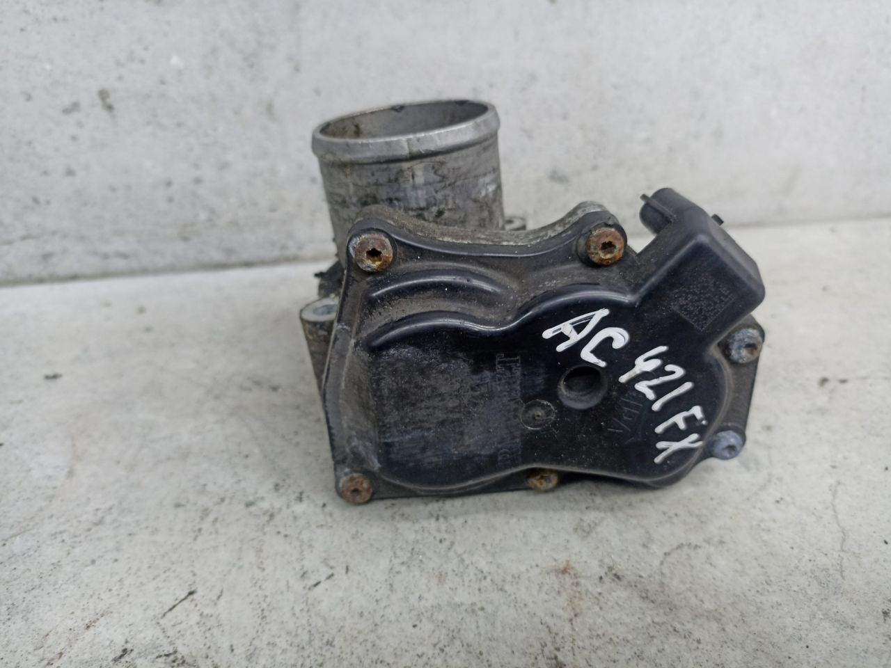 заслонка дроссельная Renault Master 3 поколение 2012, 8200987453 - фото №1