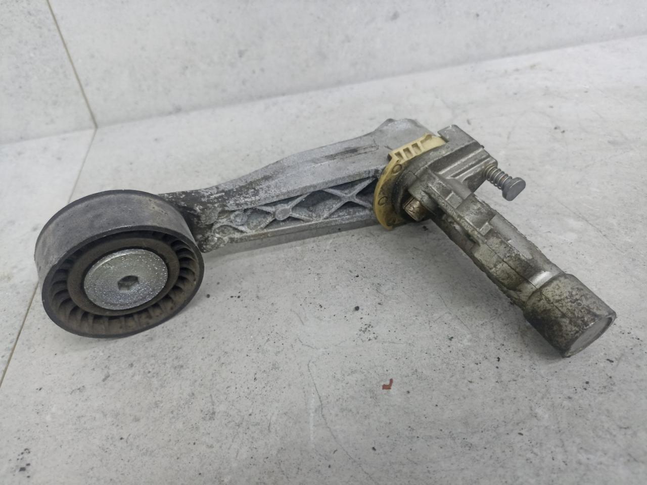 Натяжитель ремня агрегатов Peugeot 308 T7 2007, V757101580 - фото №1