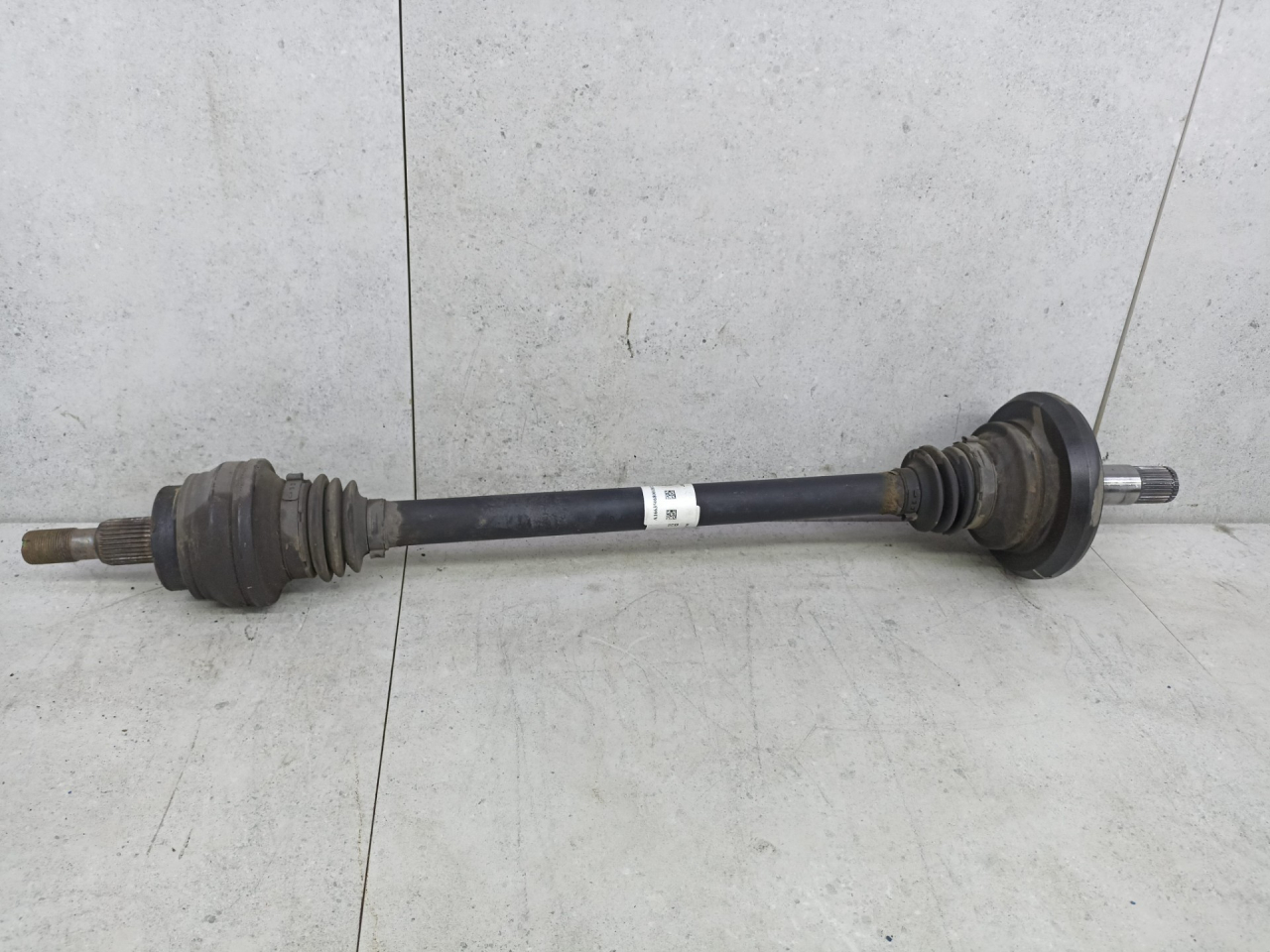 полуось задняя (приводной вал, ШРУС) Mercedes-Benz GLE W166 2017, A1663506800 - фото №1