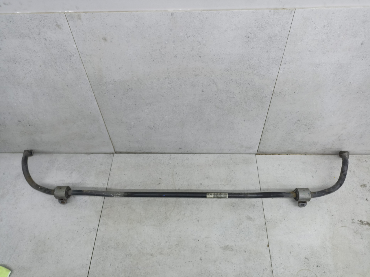 стабилизатор подвески задний Mercedes-Benz GLC Coupe C253 2018, A2133260465 - фото №1