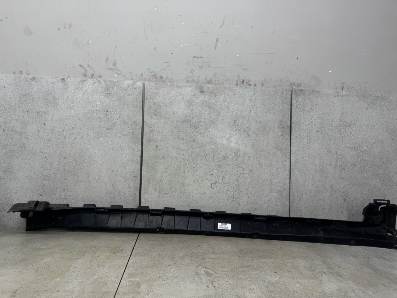 накладка на порог Mercedes-Benz Sprinter 2 поколение (W906) (2006 - 2014), A9068802571 - фото №1