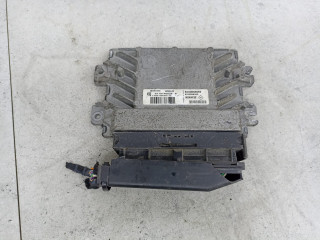 блок управления двигателем Renault Logan 1 поколение [рестайлинг] 2010, 8200856659