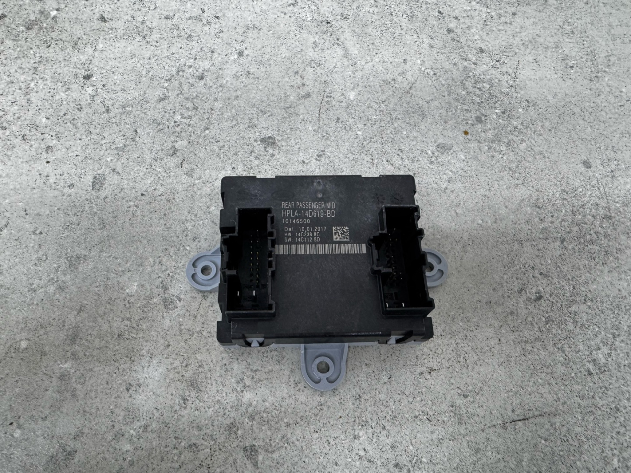 модуль управления двери Jaguar F-Pace 1 поколение (2016 - 2026), HPLA14D619BD - фото №1