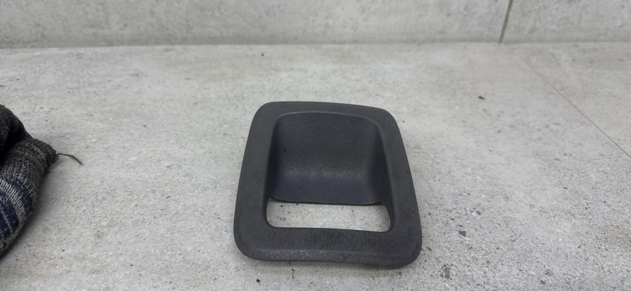 молдинг (накладка кузовная) Renault Midlum 1 поколение (1999 - 2005), 5010354949 - фото №1