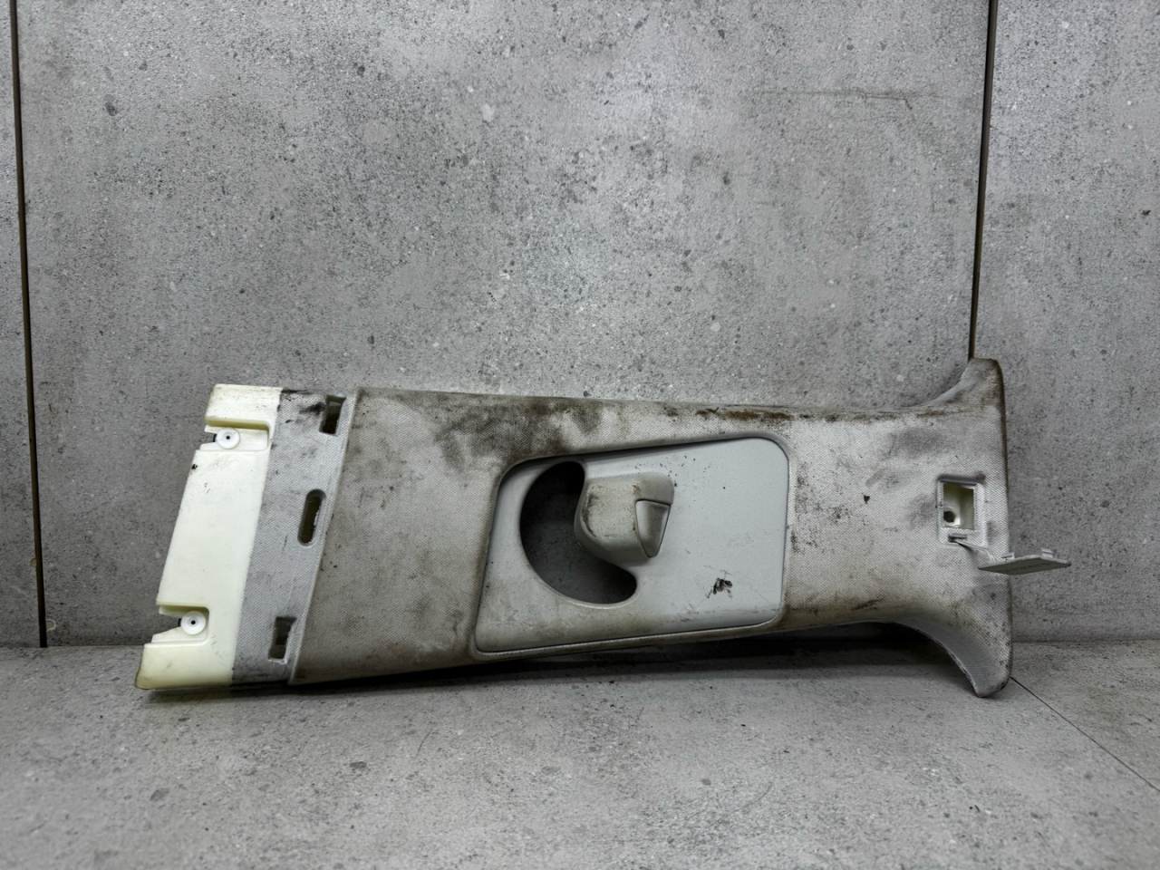 обшивка стойки Land Rover Range Rover Evoque L538 (2011 - 2015), BJ32-243A87 - фото №1