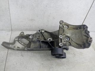 кронштейн генератора Renault Megane 1 поколение [рестайлинг] (1999 - 2003), 8200037811