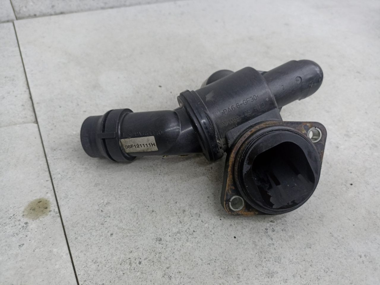 термостат Volkswagen Golf 6 поколение 2011, 2.0 л., бензин, 06F121111H - фото №1