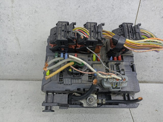 блок предохранителей Citroen C4 1 поколение 2010, 9664055580