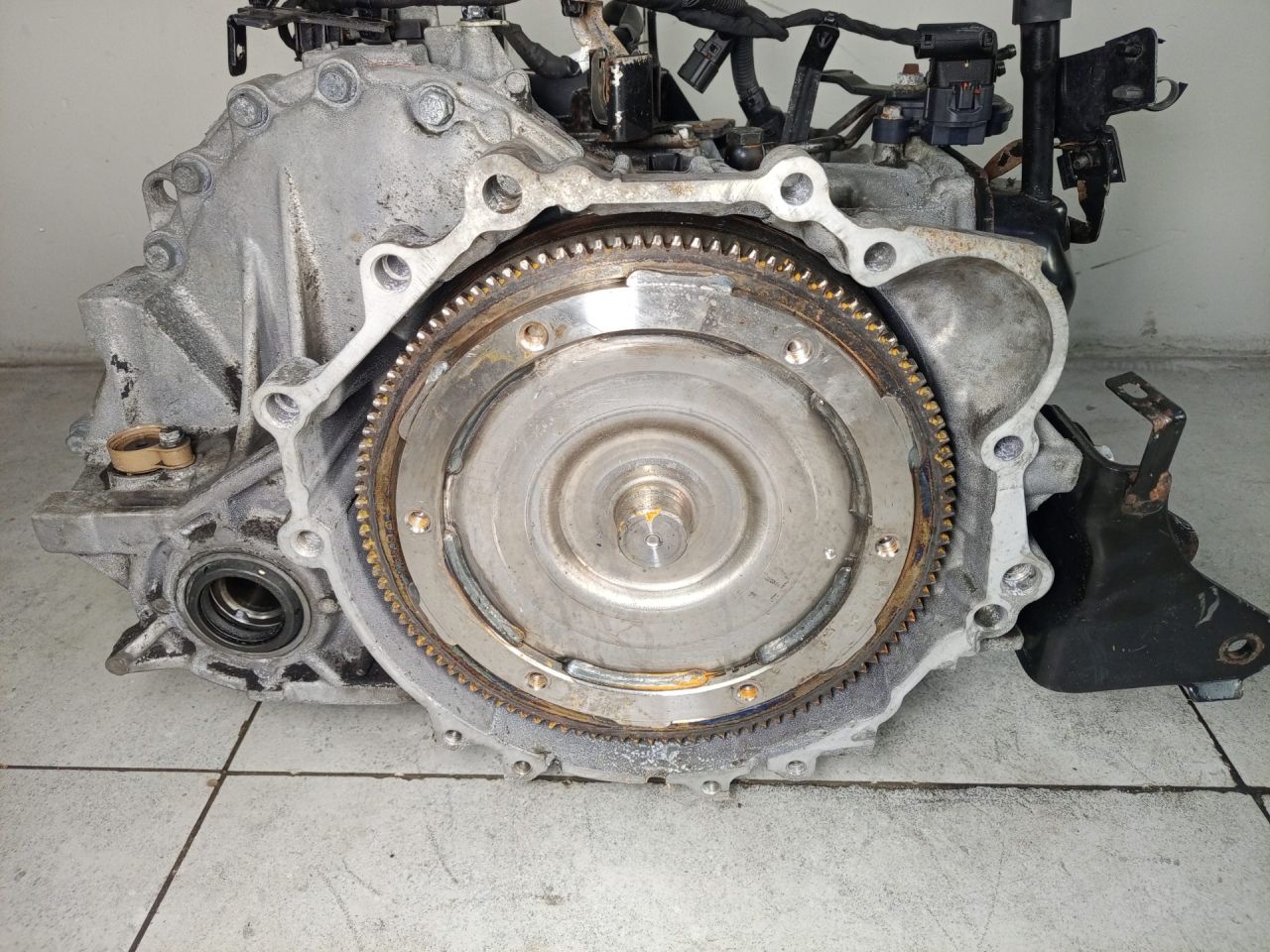 КПП автоматическая (АКПП) Kia Carens 2 поколение 2009, T71ADP - фото №1