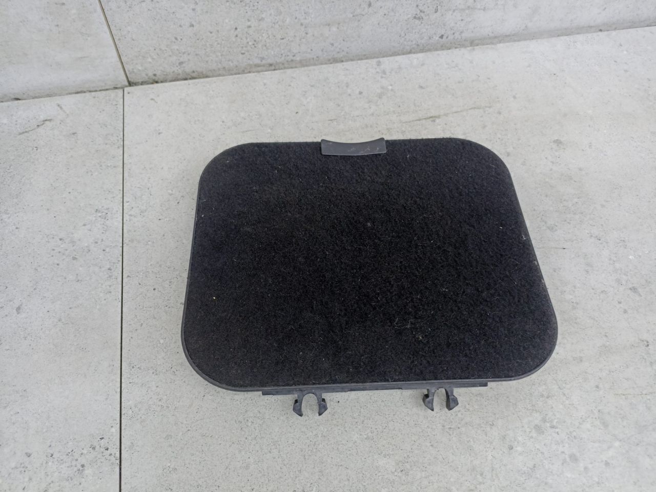 бардачок Renault Scenic 4 поколение 2018, 749858127R - фото №1