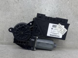 моторчик стеклоподъемника задний левый Volkswagen Touareg 1 поколение (2002 - 2007), 7L0959795