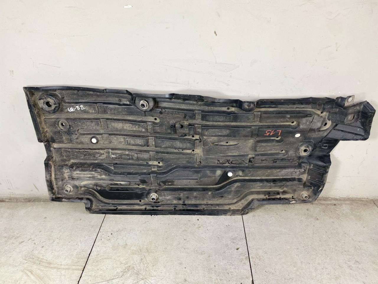 защита днища Toyota C-HR 1 поколение AX10 2017, 58165-F4010 - фото №1