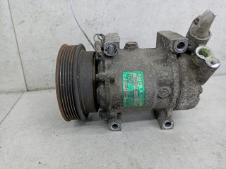 компрессор кондиционера Renault Clio 2 поколение [рестайлинг] 2003, 7700273801