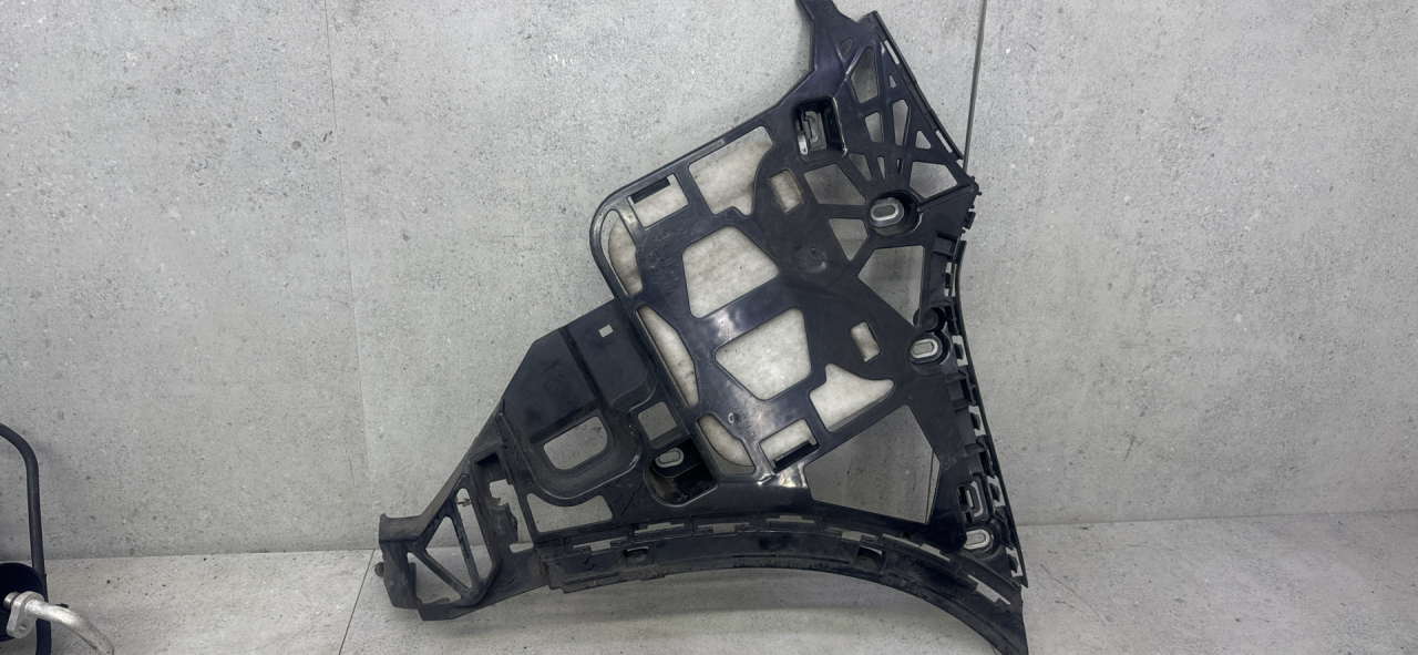 Крепление бампера заднего Mercedes-Benz GLE Coupe C292 (2015 - 2019), A2928850221 - фото №1