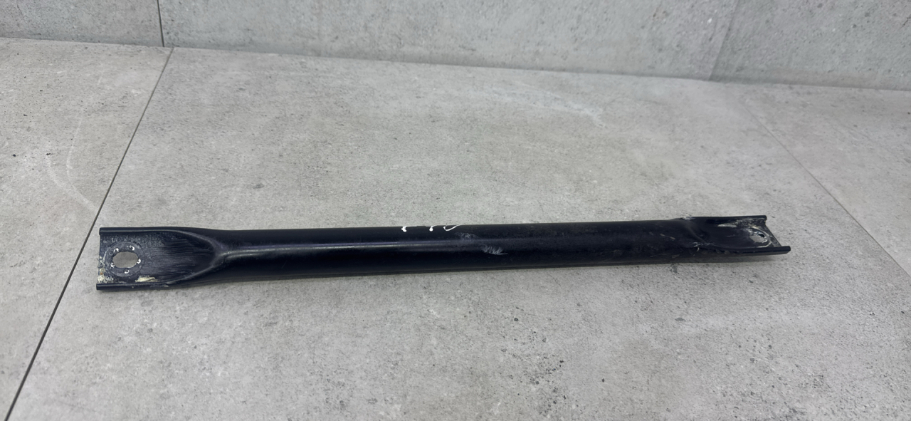 распорка кузова BMW 5 серия F07/F10/F11 (2009 - 2013), 51717268352 - фото №1