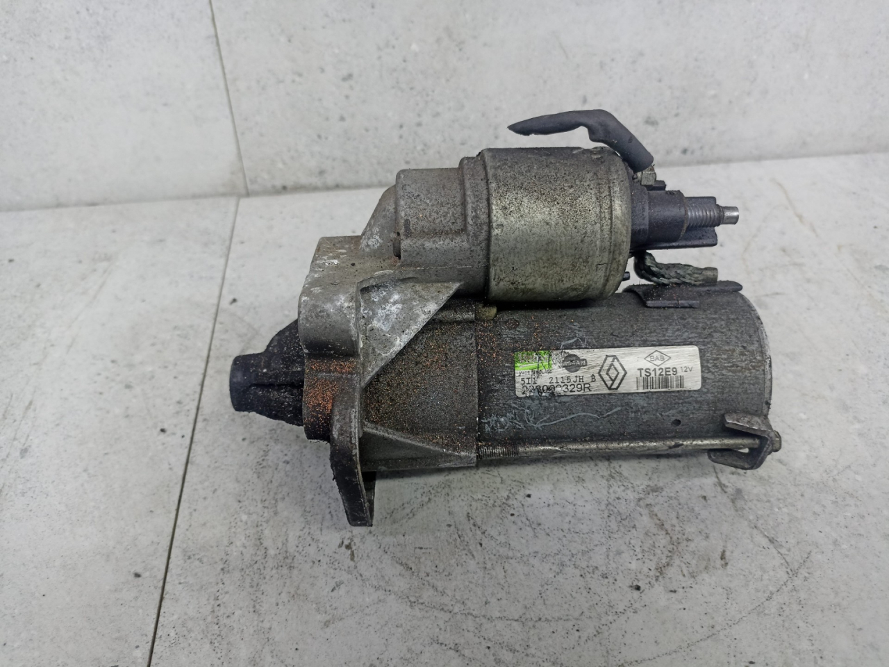 стартер Renault Megane 3 поколение 2012, 233003329R, 8200836473 - фото №1