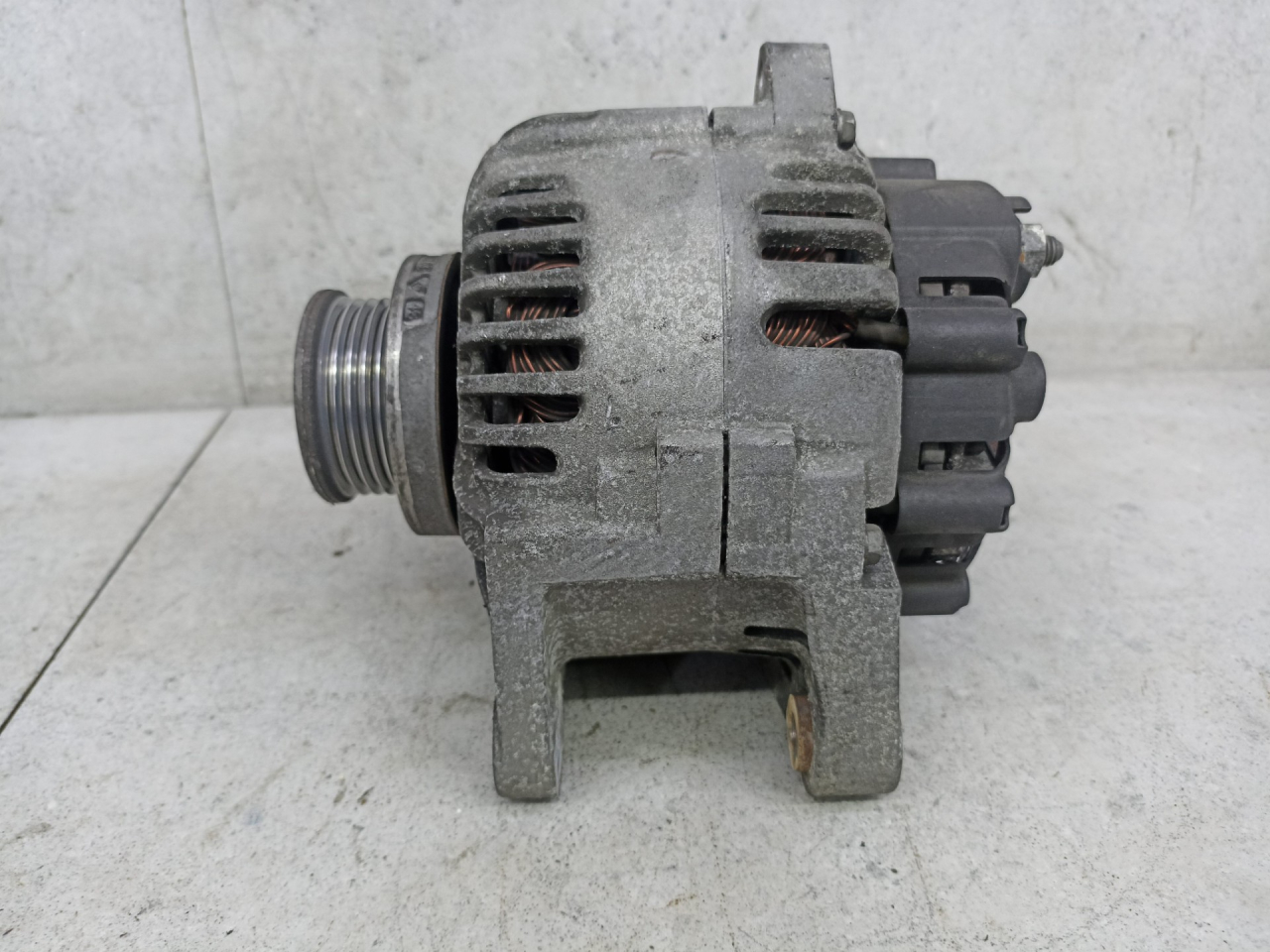 генератор Renault Scenic 2 поколение 2004, 8200100907 - фото №1