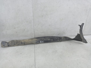 пыльник переднего крыла Audi Q7 4L 2008, 4L0821112