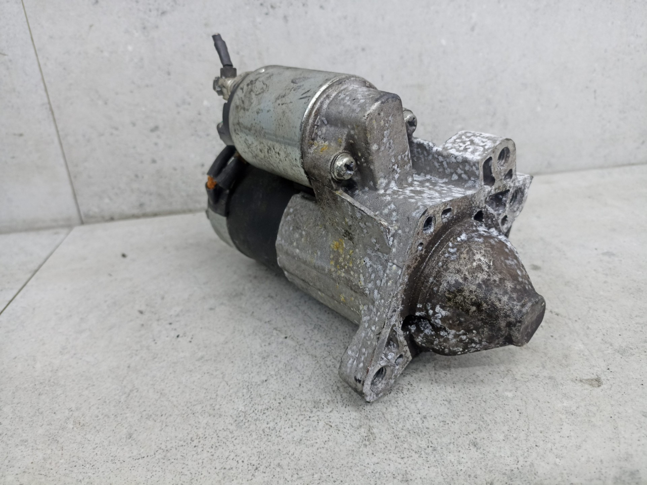 стартер Renault Logan 1 поколение 2008, 1.5 л., 8200584675 - фото №1