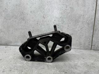 подушка крепления КПП Ford Mustang 6 поколение S550, FR3C7E373A