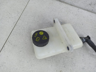 бачок тормозной жидкости Renault Grand Scenic 4 поколение 2018, 689311764R