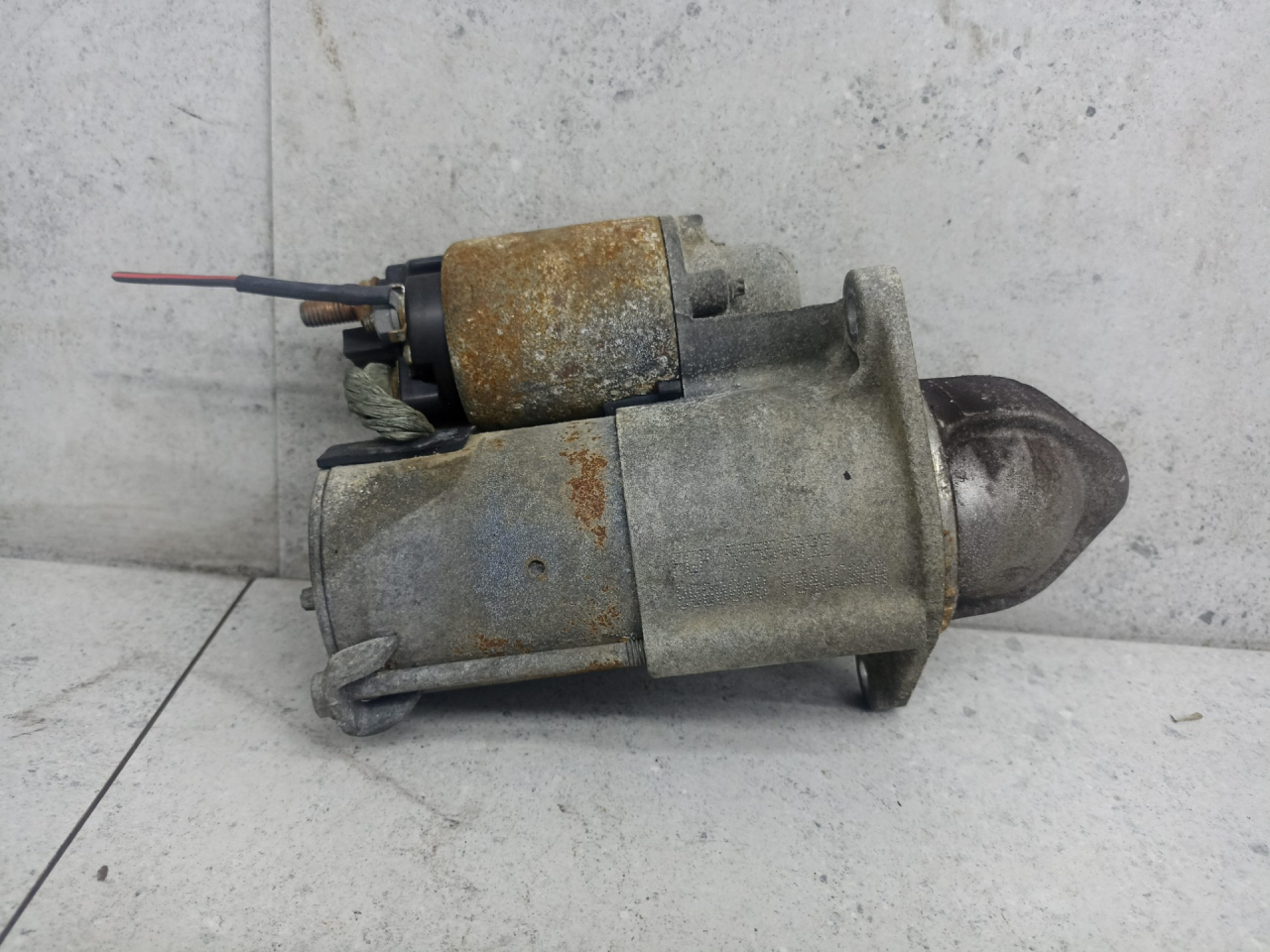 стартер Opel Zafira 2 поколение (B) 2005, 55556092 - фото №1