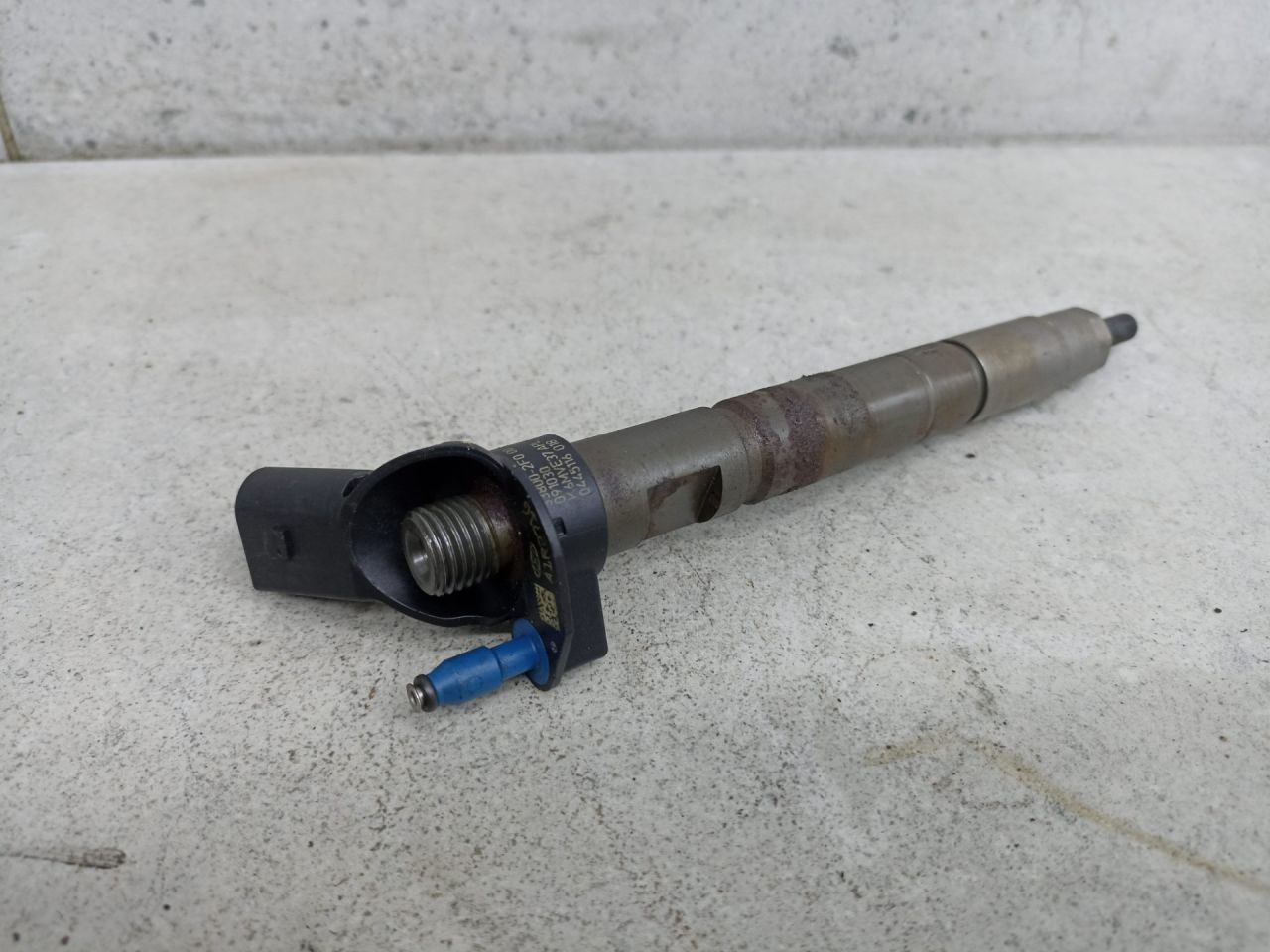 форсунка Kia Sorento 2 поколение 2012, 2.2 л., D4HB, дизель, 338002F000 - фото №1