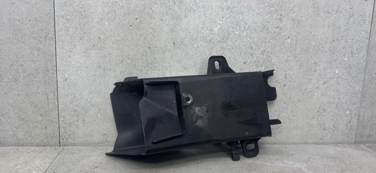 воздуховод тормозной правый BMW 5 серия F07/F10/F11 (2009 - 2013), 51758045196 - фото №1