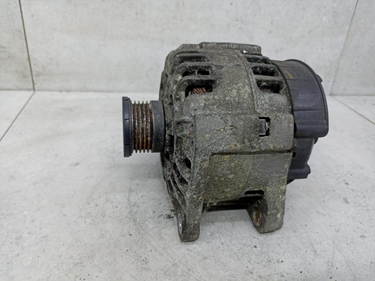 генератор Renault Laguna 2 поколение 2005, 8200538815 - фото №1