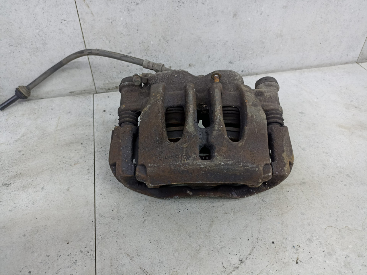 суппорт передний левый Mercedes-Benz Vito W639 2009, A0044202783 - фото №1