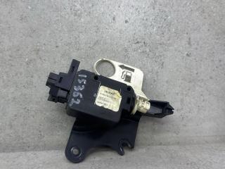 активатор замка крышки топливного бака Jaguar XJ 3 поколение (2003 - 2007), 2W93F9C070AB