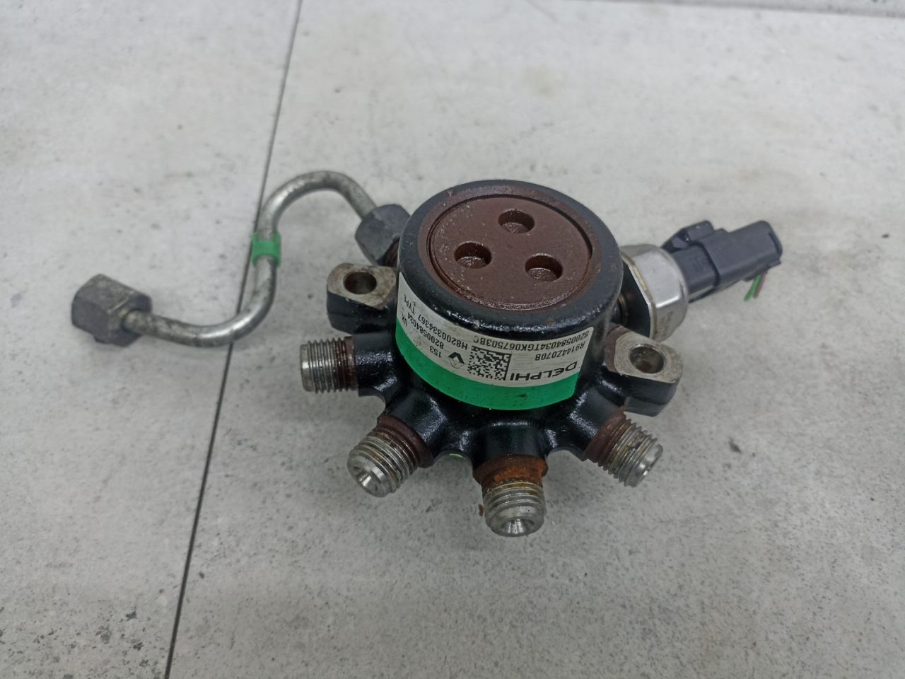 топливная рампа Renault Megane 2 поколение 2006, 9307Z511A, H8200334367, 8200584034 - фото №1