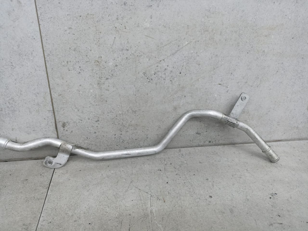 трубка охлаждающей жидкости Audi A6 4G/C7 2012, 2.8 л., CHVA, бензин, 4G0819377M - фото №1