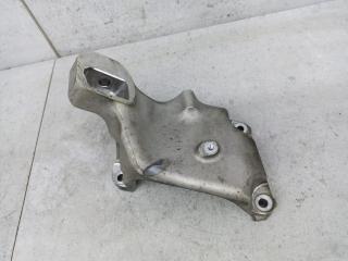 кронштейн двигателя Mercedes-Benz C-Класс W205 [рестайлинг] 2018, A1772230104