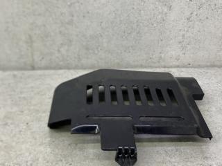 пластик Toyota Hilux 8 поколение (2015 - 2020), G9221-0K010