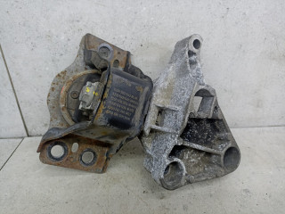 подушка крепления двигателя Dacia Logan 1 поколение [рестайлинг] 2009, 8200592642, 8200728479