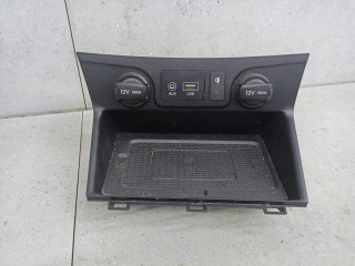 Беспроводное зарядное устройство Hyundai Tucson 3 поколение [рестайлинг] 2020, 84631D7RA0, 84630D7RD0