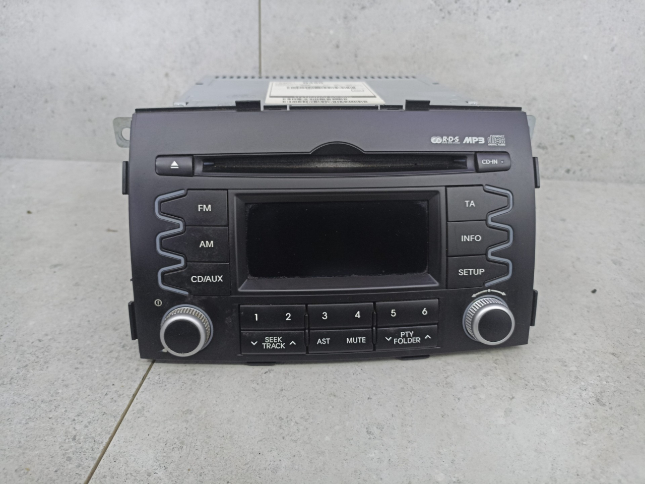 магнитола Kia Sorento 2 поколение 2011, 961402P800 - фото №1