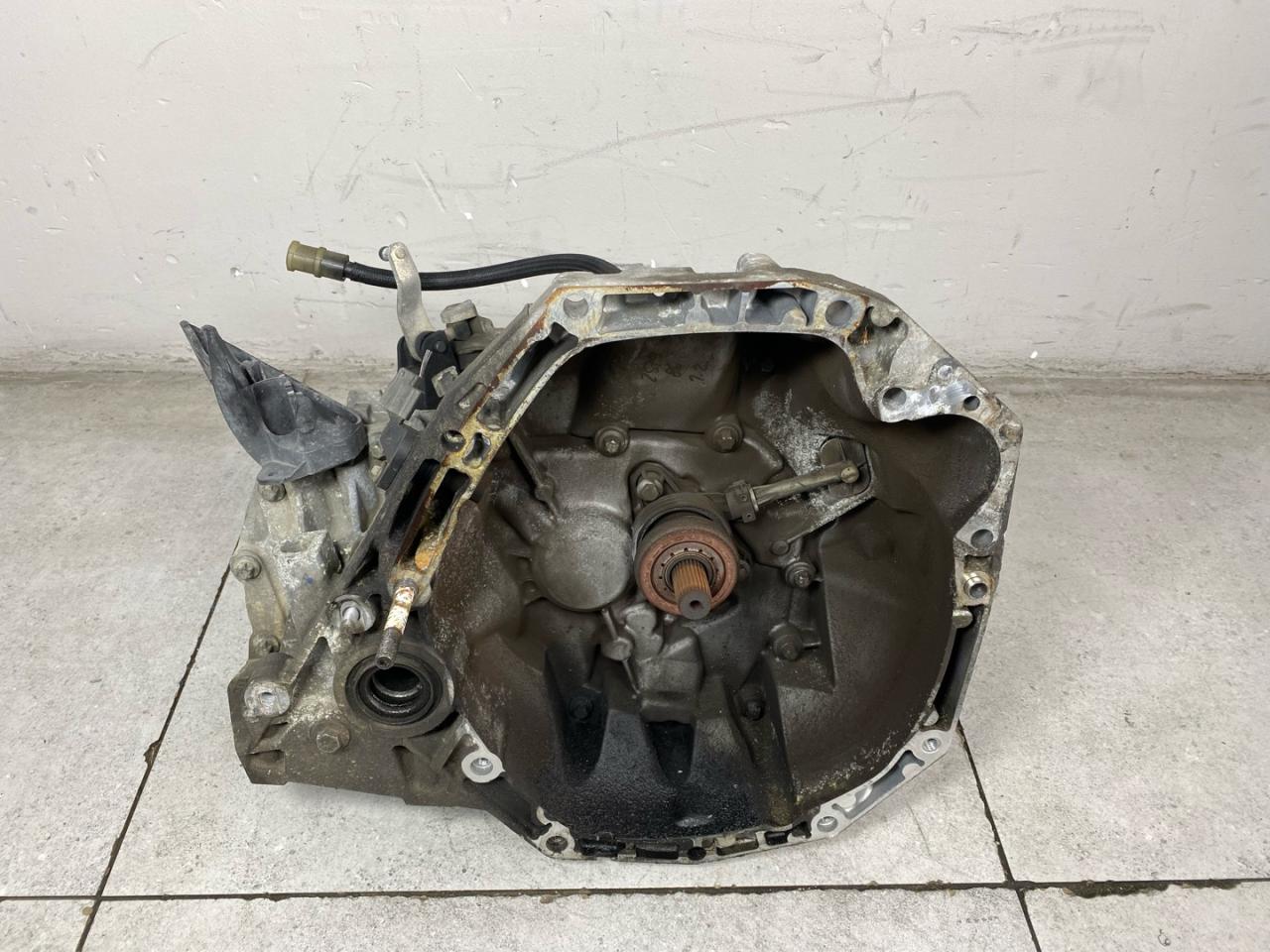 КПП механическая (МКПП) Renault Clio 3 поколение 2008, JR5322 - фото №1