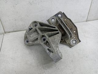 подушка крепления двигателя Nissan Qashqai 1 поколение 2009, 11350JD000