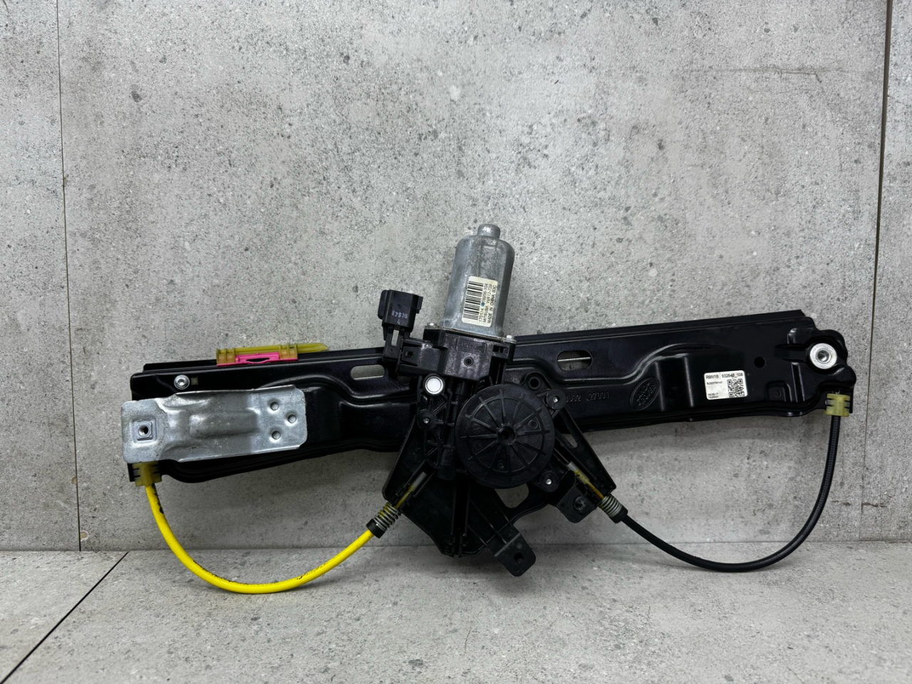 стеклоподъемник задний левый Land Rover Range Rover Evoque L538 (2011 - 2015), BJ32-27001 - фото №1