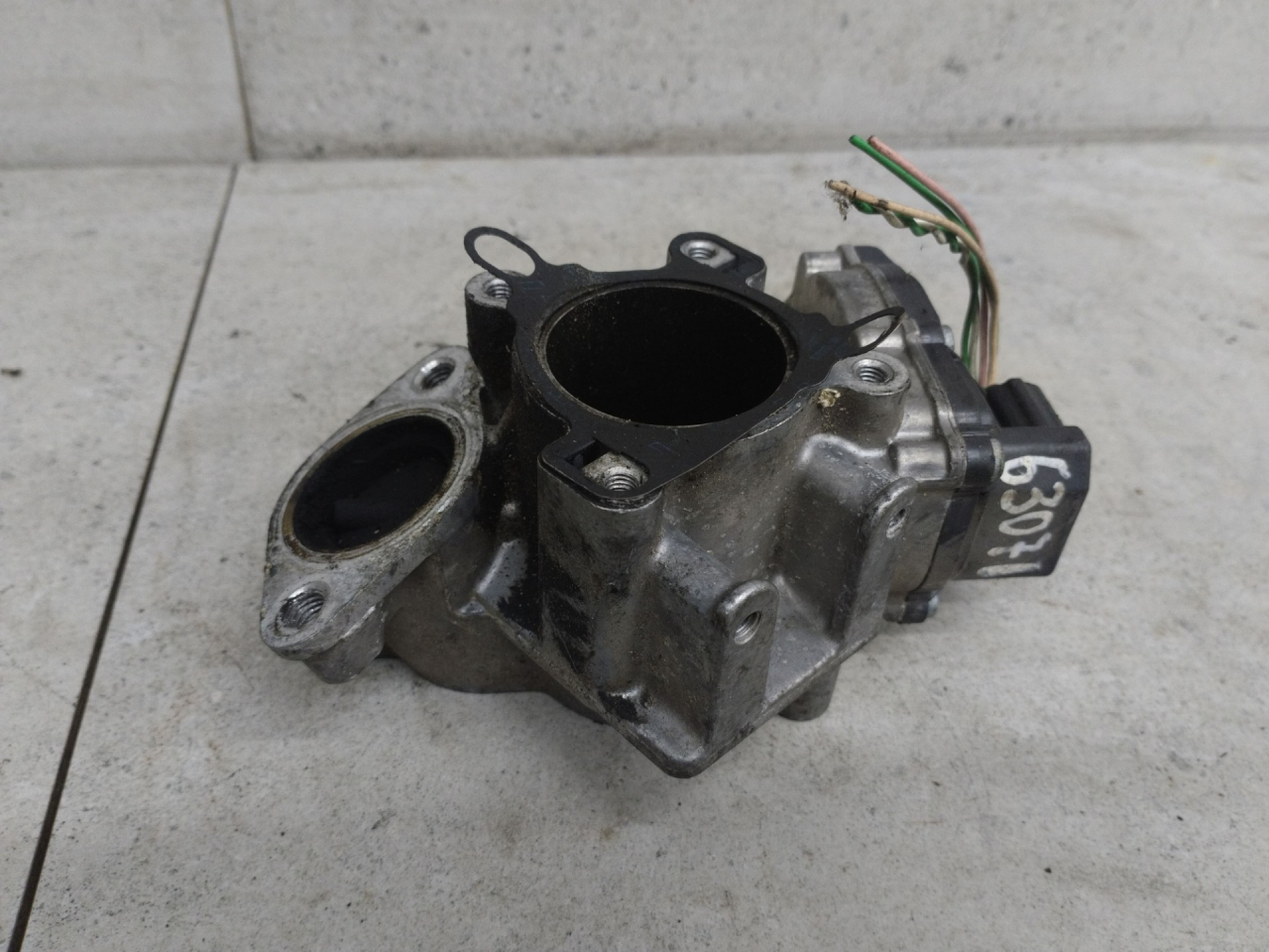 клапан EGR Renault Master 3 поколение 2011, 147105543R - фото №1