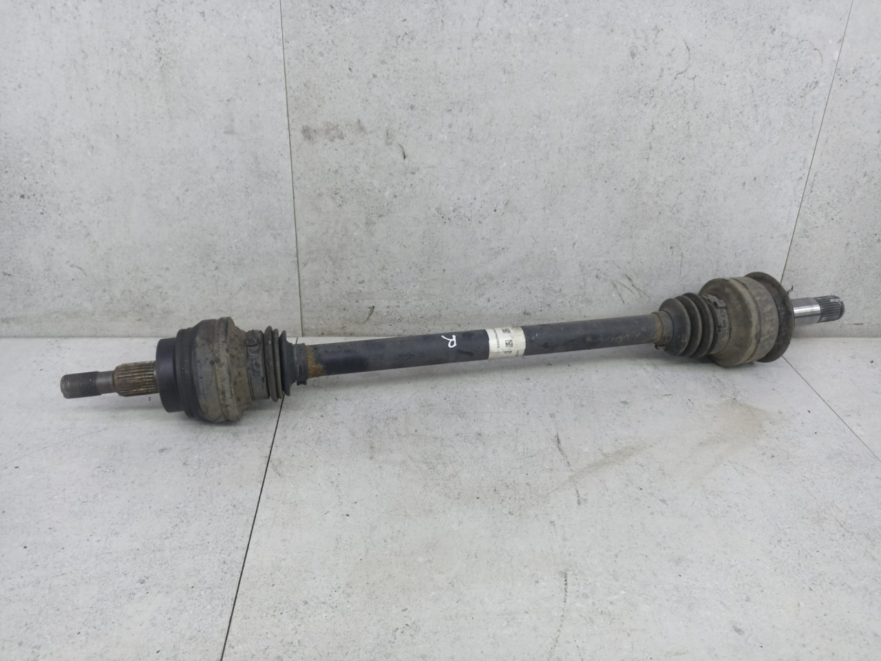 полуось задняя (приводной вал, ШРУС) Mercedes-Benz GLE W166 2017, A1663504500 - фото №1